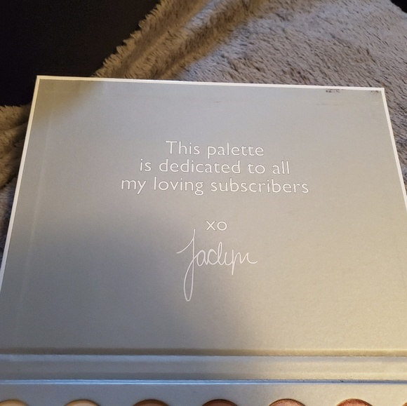 Jaclyn Hill palette - Picture 4 of 4